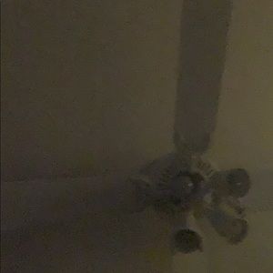 Meet your Posher, Kenyon